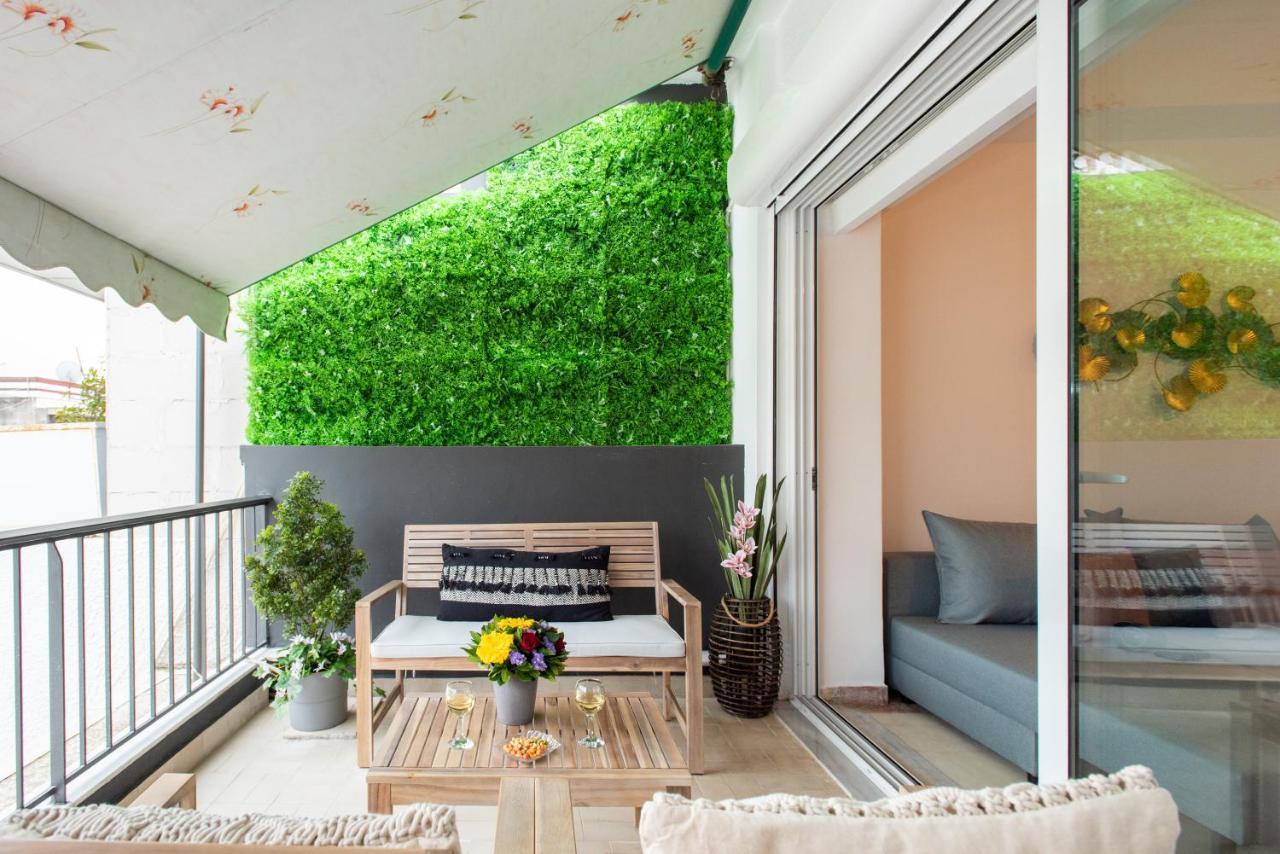 Blue Ark Boho At Acropolis Apartment